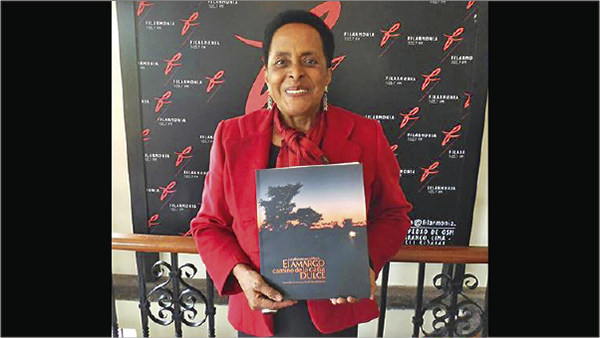 El Amargo Camino de la Caña Dulce, Libro CD de Susana Baca