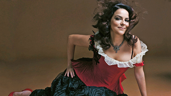 Nancy Fabiola Herrera: "La Música Sublima el Alma"